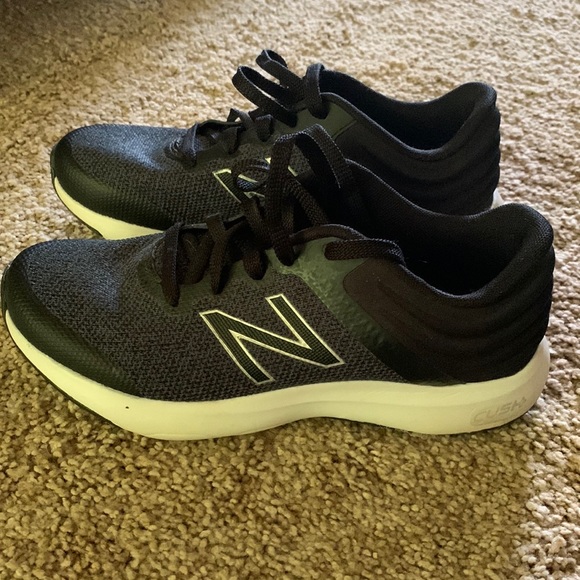 New Balance Ralaxa - Size 8 - very good condition - Picture 5 of 5